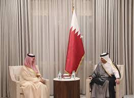 Qatar PM meets Saudi minister of tourism